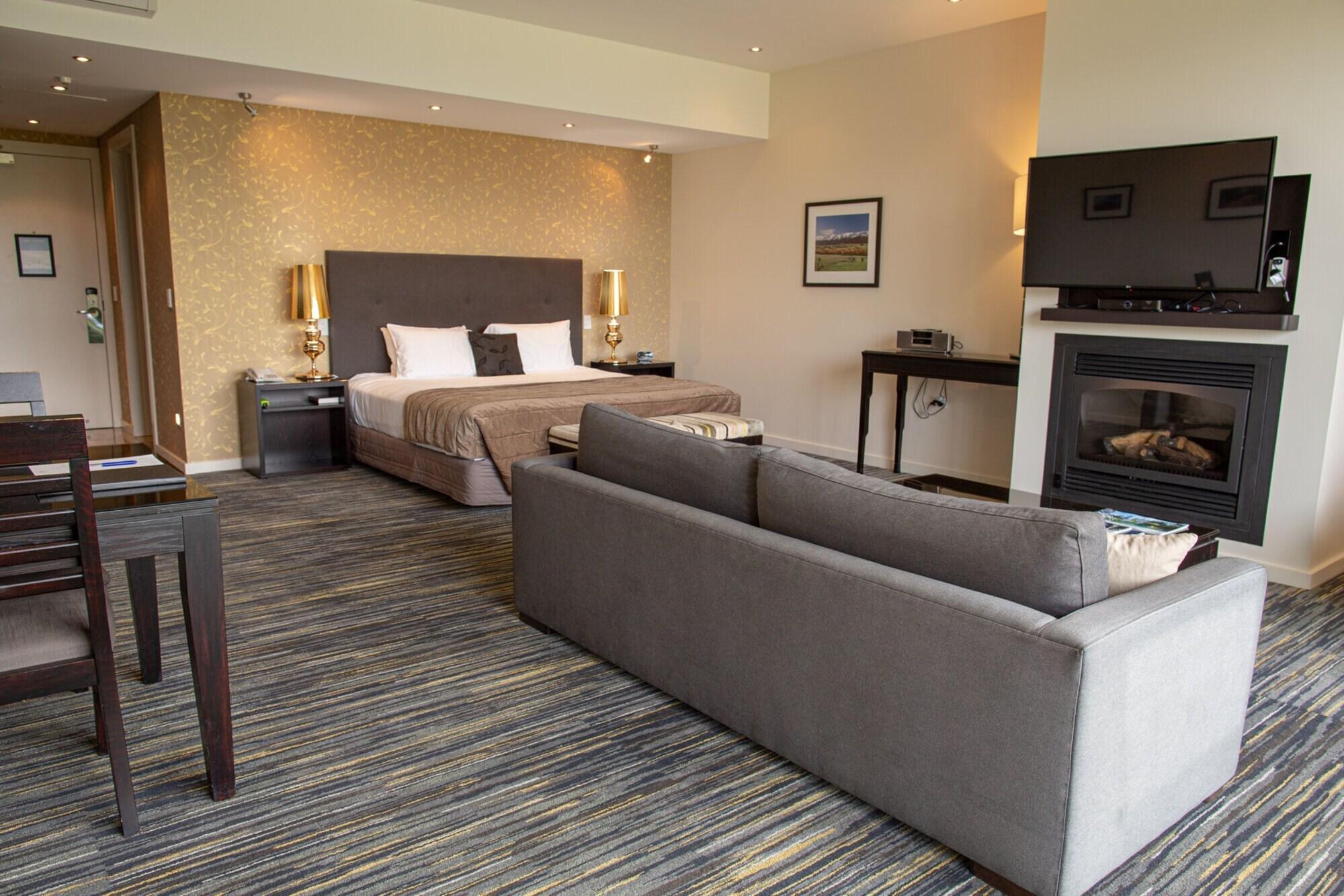 Braemar Lodge And Spa هانمر سبرينغز المظهر الخارجي الصورة A suite at the hotel