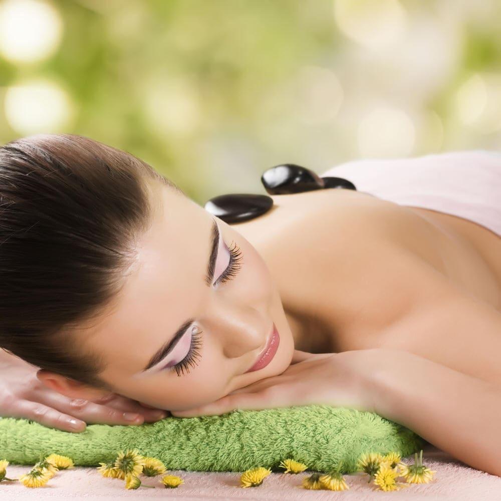 Braemar Lodge And Spa هانمر سبرينغز المظهر الخارجي الصورة Hot stone massage