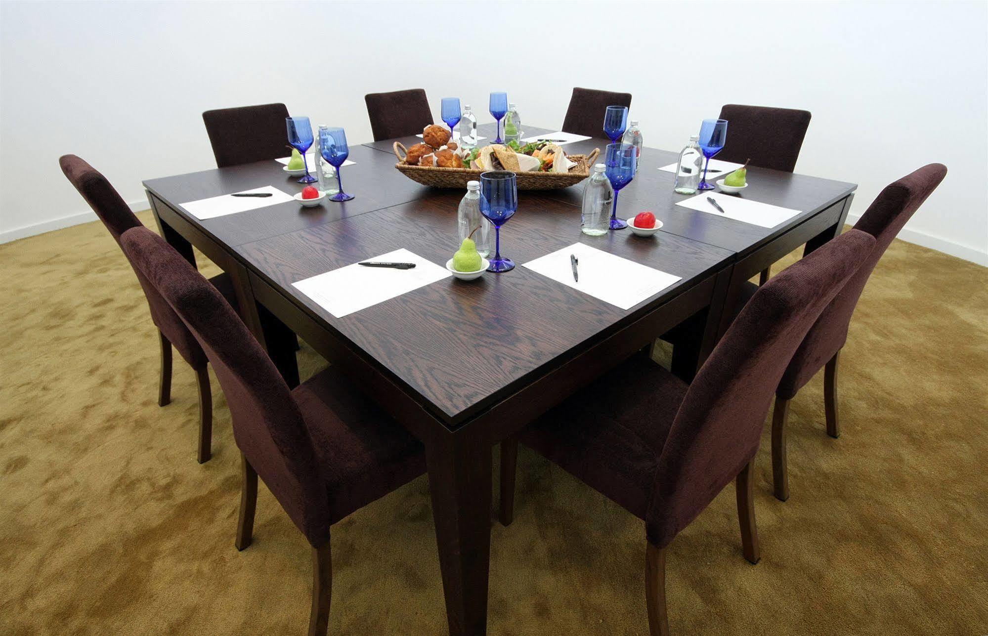 Braemar Lodge And Spa هانمر سبرينغز المظهر الخارجي الصورة A meeting room at the hotel